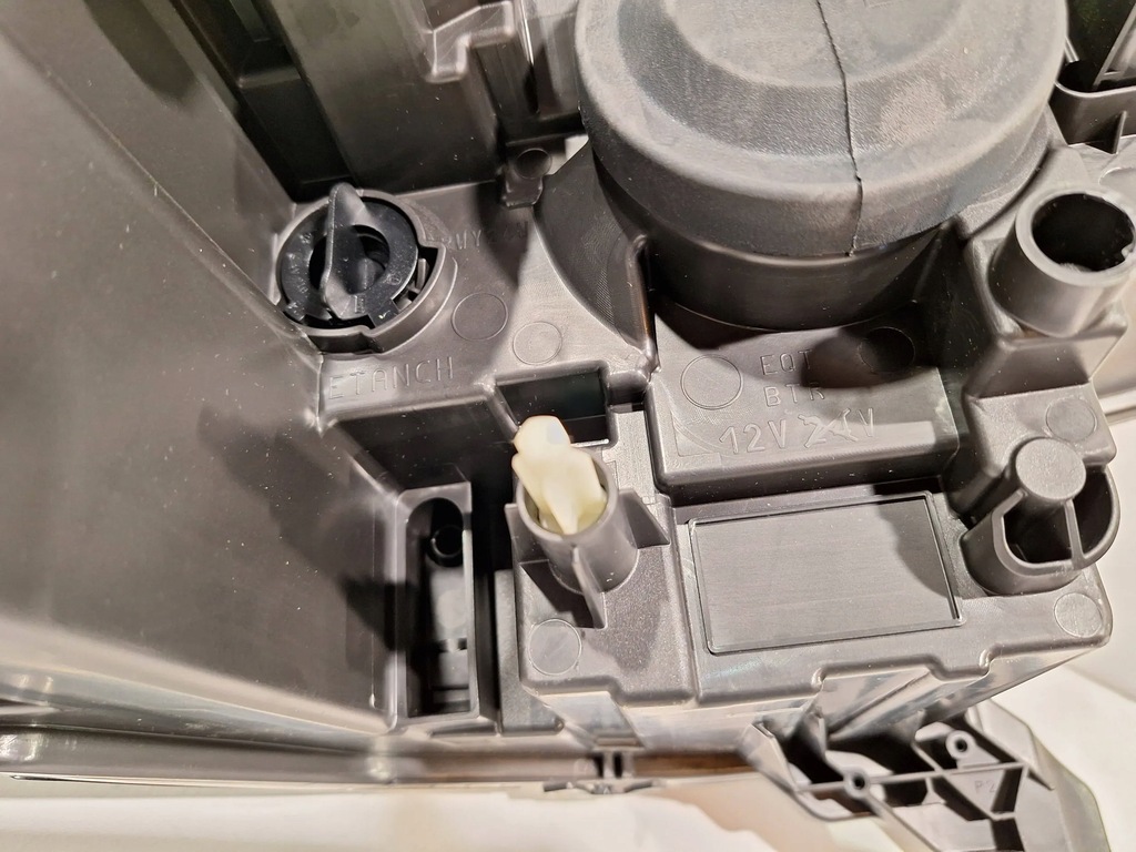 фото №12, Лампа перед ліва новий оригінал 9820840880 citroen ds3 crossback 19-