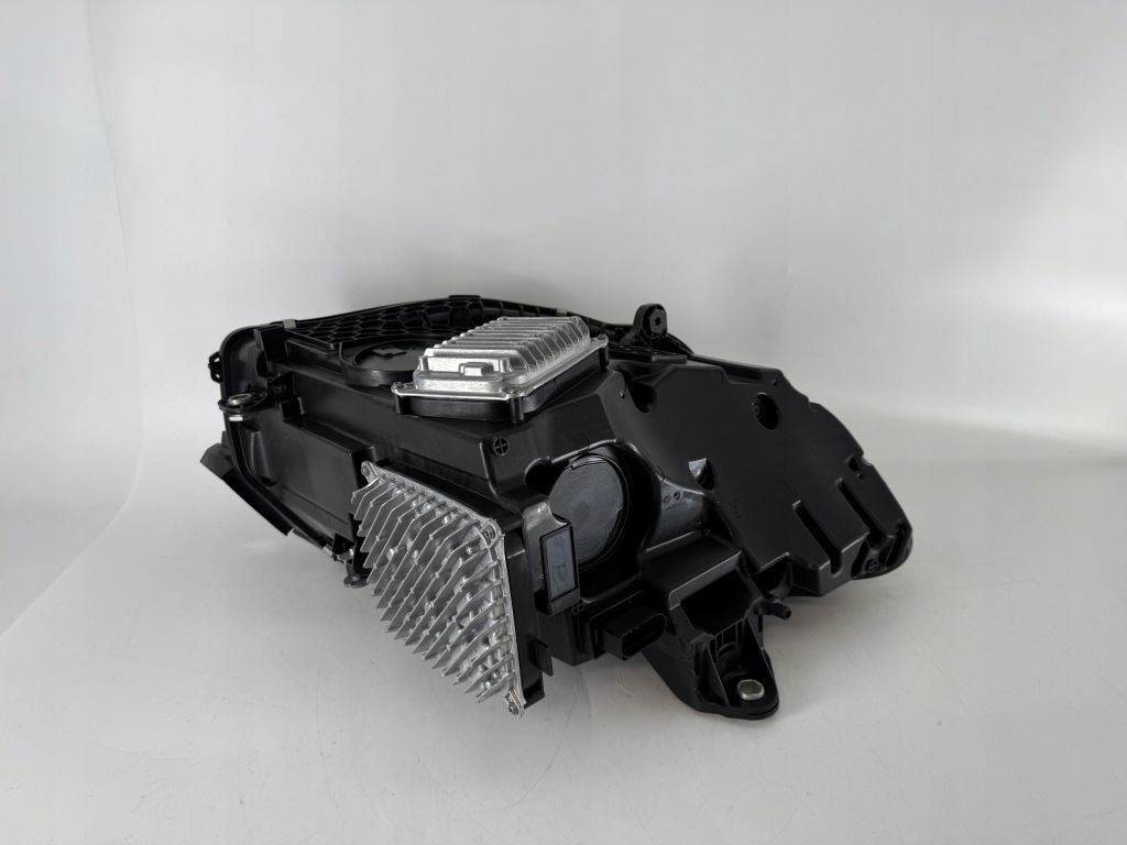 фото №13, Mercedes eqs 297 digital light full led лампа ліва права