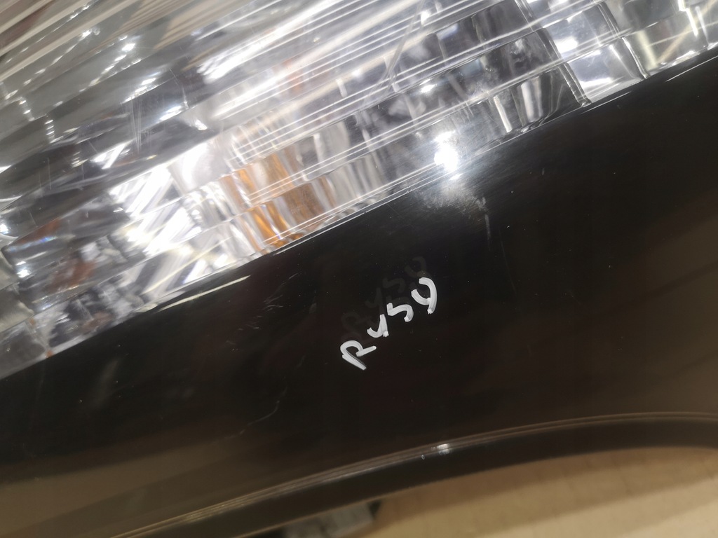 фото №7, Лампа правый задняя mitsubishi grandis 03-11