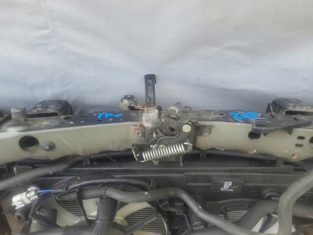 фото №10, Радіатор радіатор pas toyota prius plus 1.8h 202