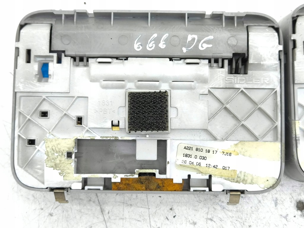 фото №11, Mercedes-benz s w221 2007 комплект лампа потолочный задняя