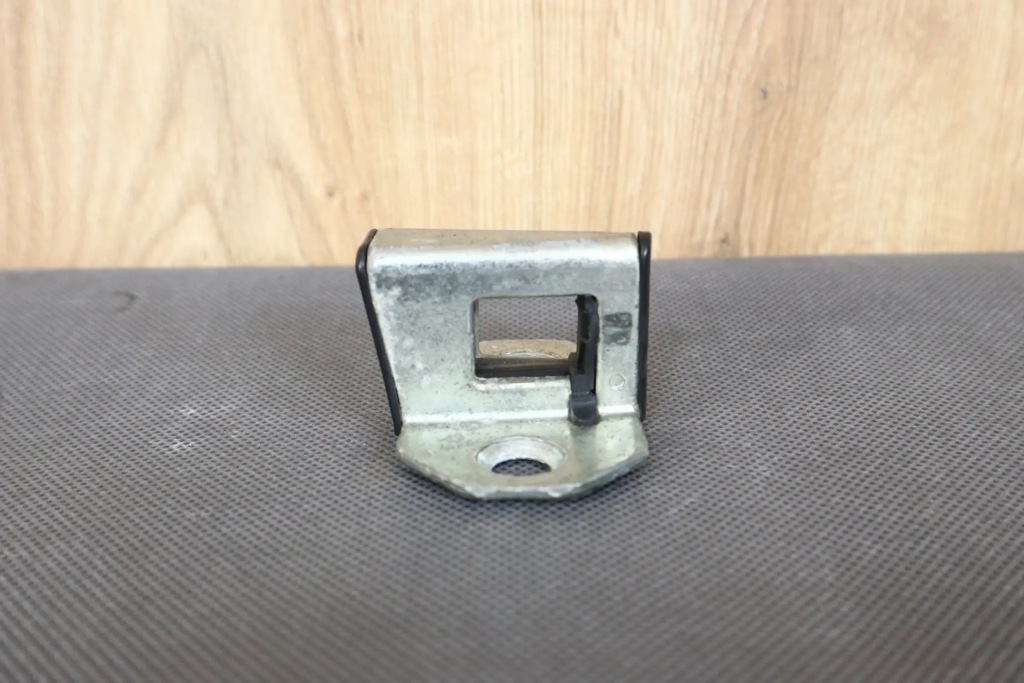 фото №3, Mercedes slk r170 lift засувка замка двері