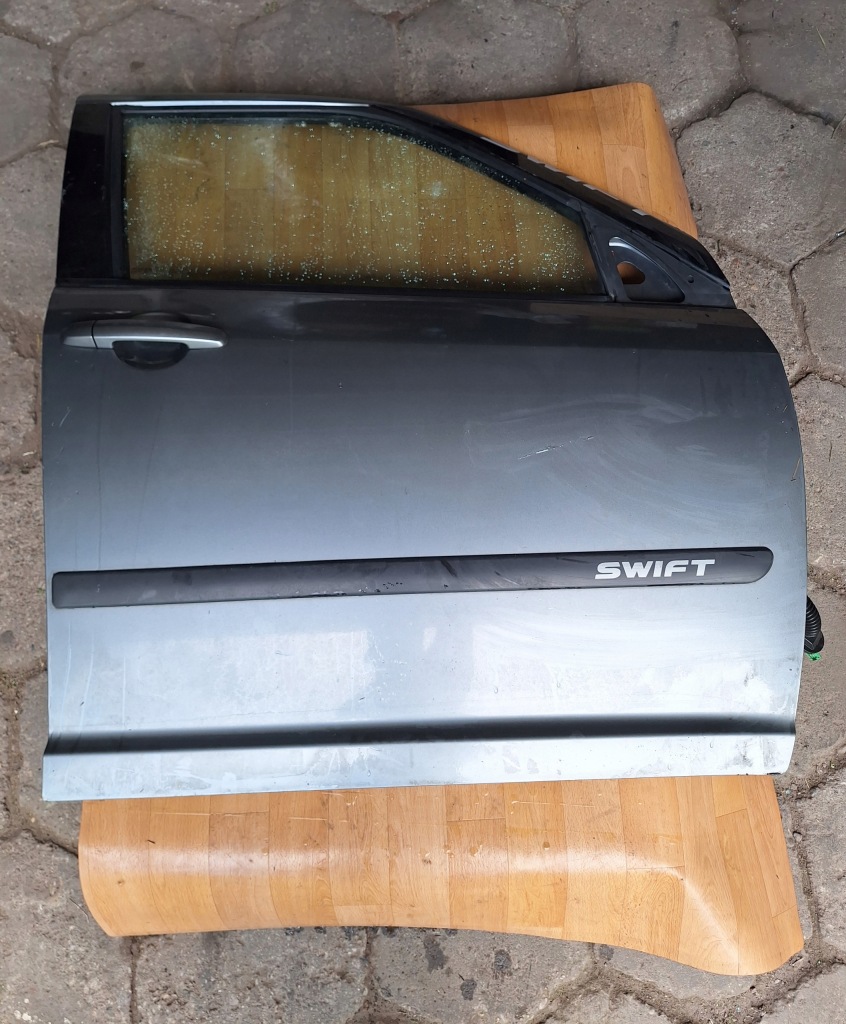 фото №1, Дверь передние правое suzuki swift iv mk6 5d