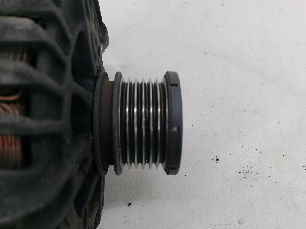 Генератор peugeot 207 cc v757651380-01 2605106a tg12c059 208013829 Киев