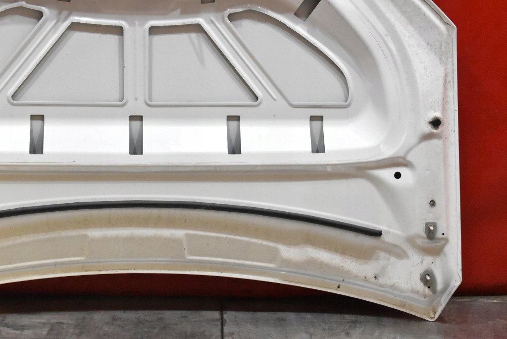 Капот крышка двигателя белый tesla model x 15-21 Оригинал