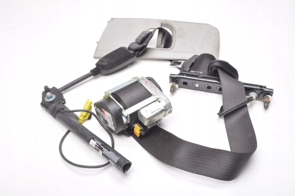 фото №1, Opel astra j pas безопасности левый перед 13394806 13367543