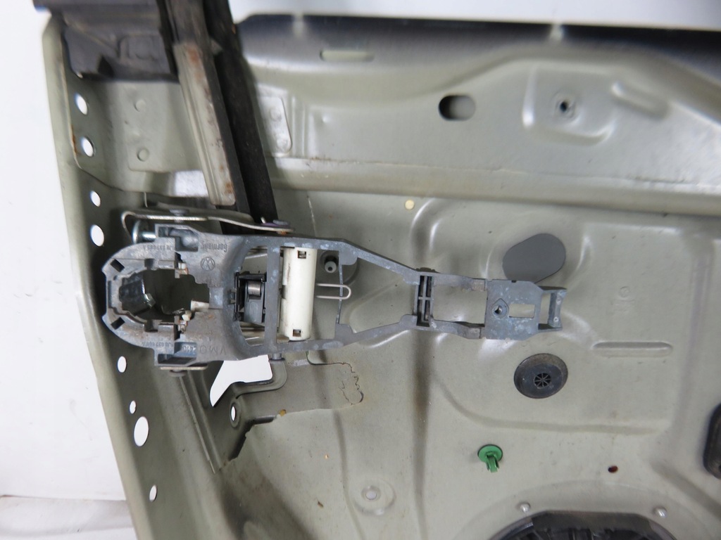 фото №7, Рамка дверь правый перед vw golf plus 5m1, 521