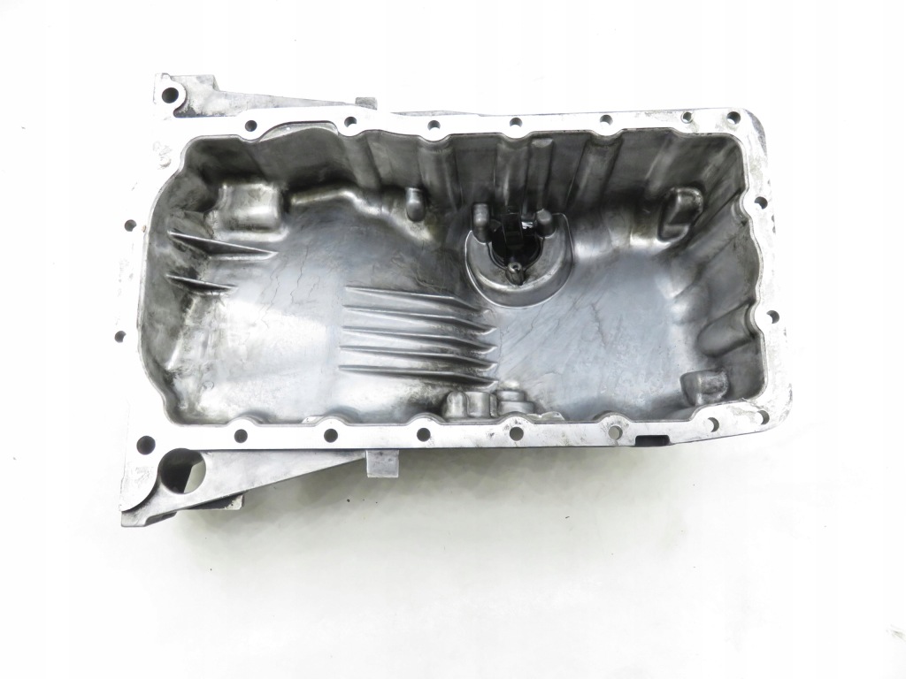 Поддон масляная audi a4 b6 1.9 tdi 06b103603aq с Разборки