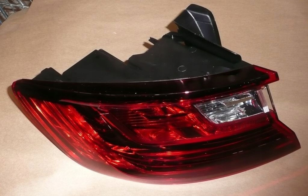 фото №2, Лампа задня r megane iv ліва 265554829r