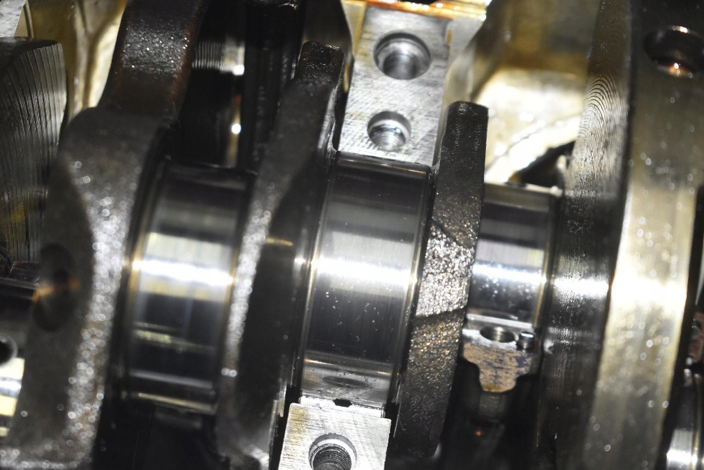 Блок низ  двигателя wał vq35 renault espace 4 iv 3.5 v6 241 km 02-06 Оригинал