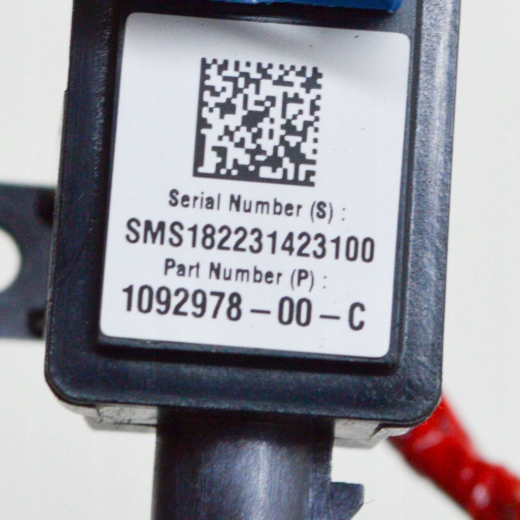 Tesla model 3 2018 ліва сторона камера на крила бічний Недорого