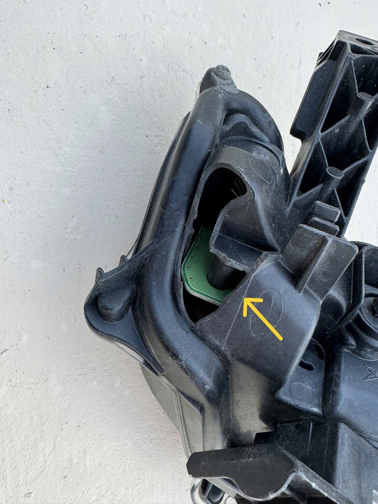 фото №10, Lexus rx iv 4 450h лампа противотуманная фара левая передняя левый перед e1335444l