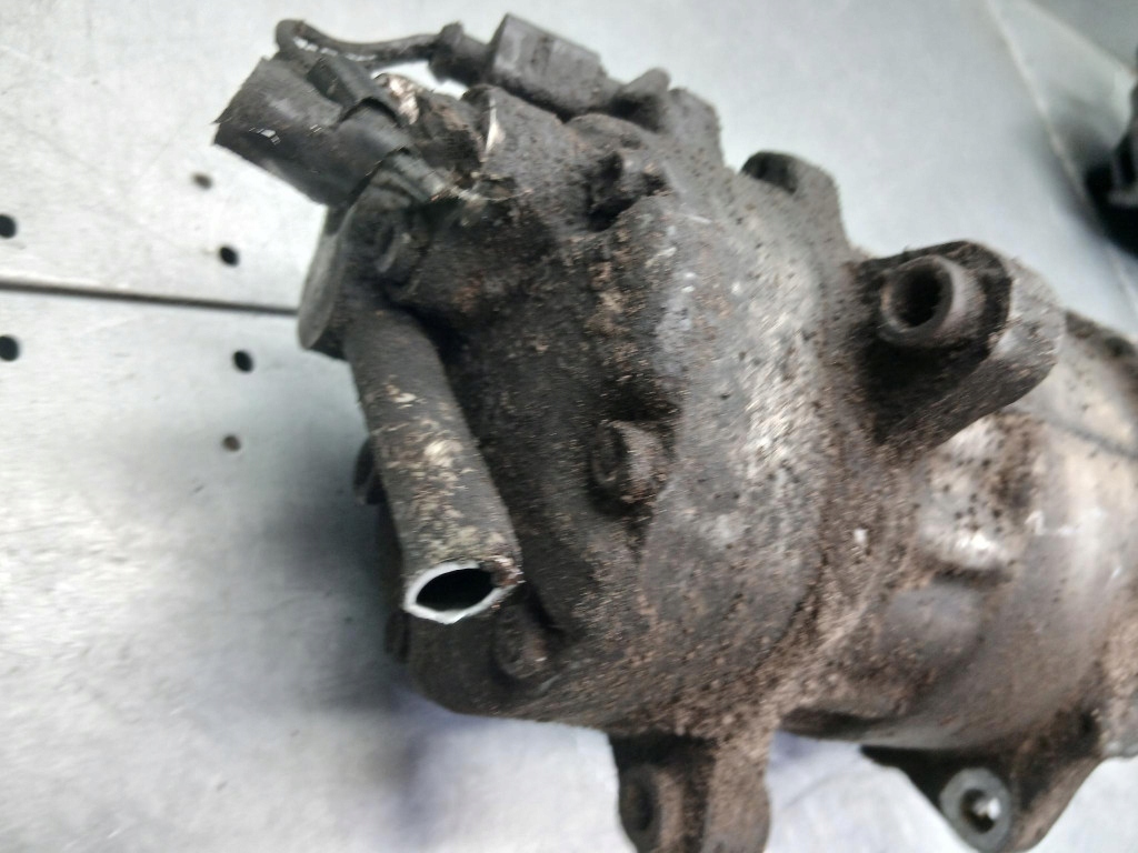 фото №5, Компрессор кондиционера audi a3 8l 1.9tdi 01r 1j0820803k