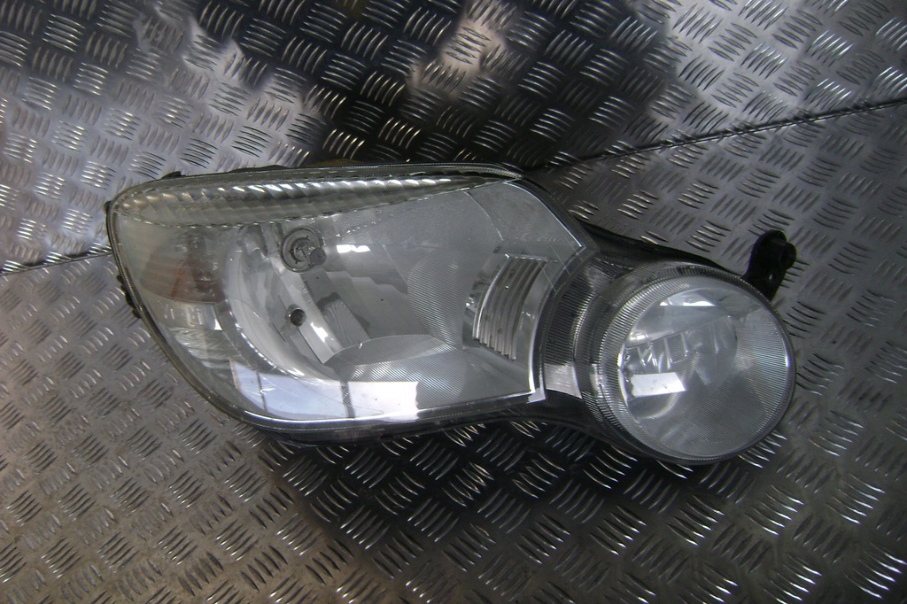 фото №1, Skoda yeti 11r - лампа правая