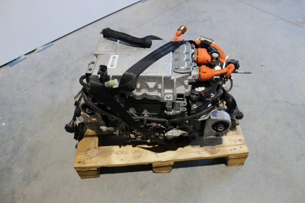 Двигатель 6am402/pam402 renault megane v 5 e-tech Доставка