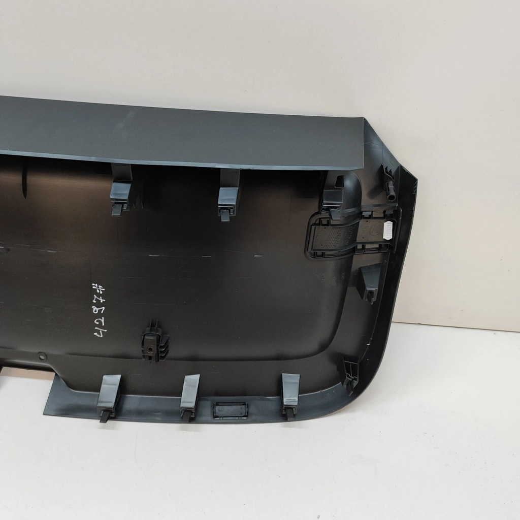 фото №5, Skoda scala 2021 обшивка / оббивка задній кришки багажника