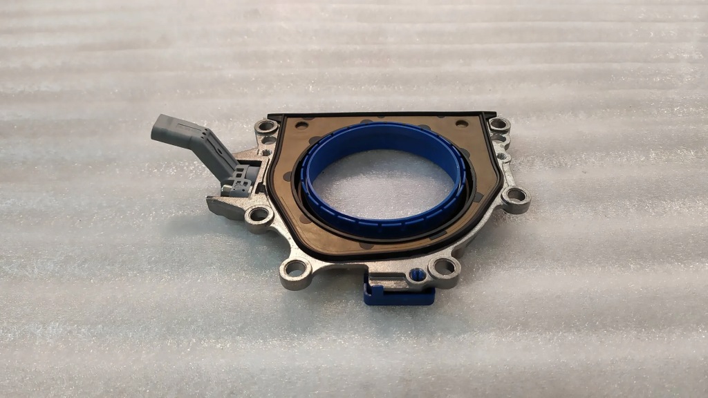 Сальник wał коленчатого vw audi 05l103173 с Разборки