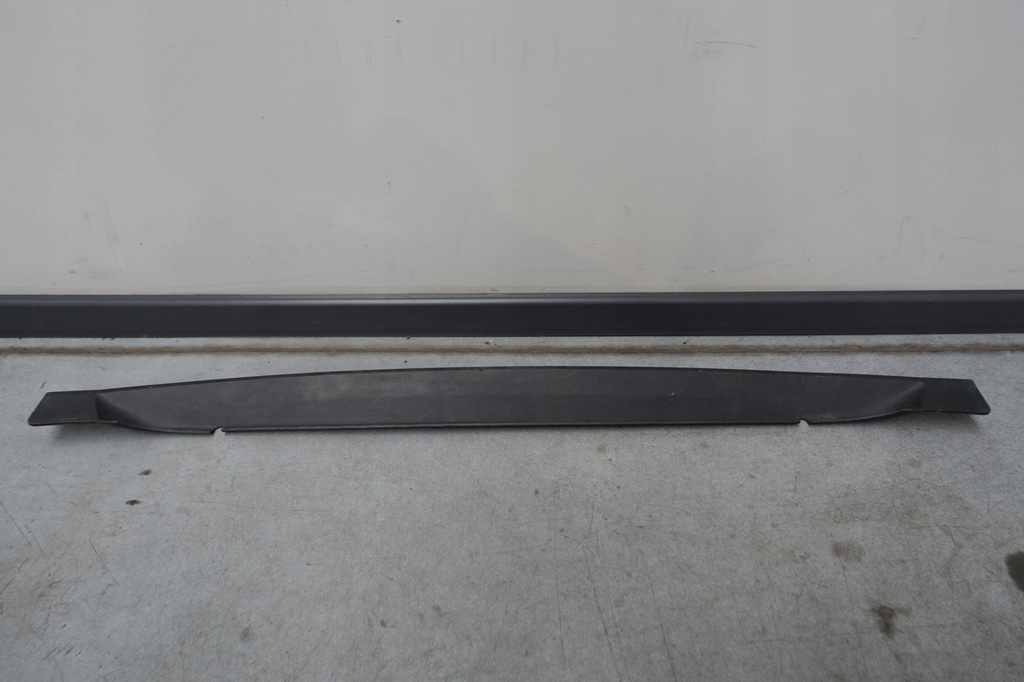 фото №1, Audi a2 молдинг бампера задня задня