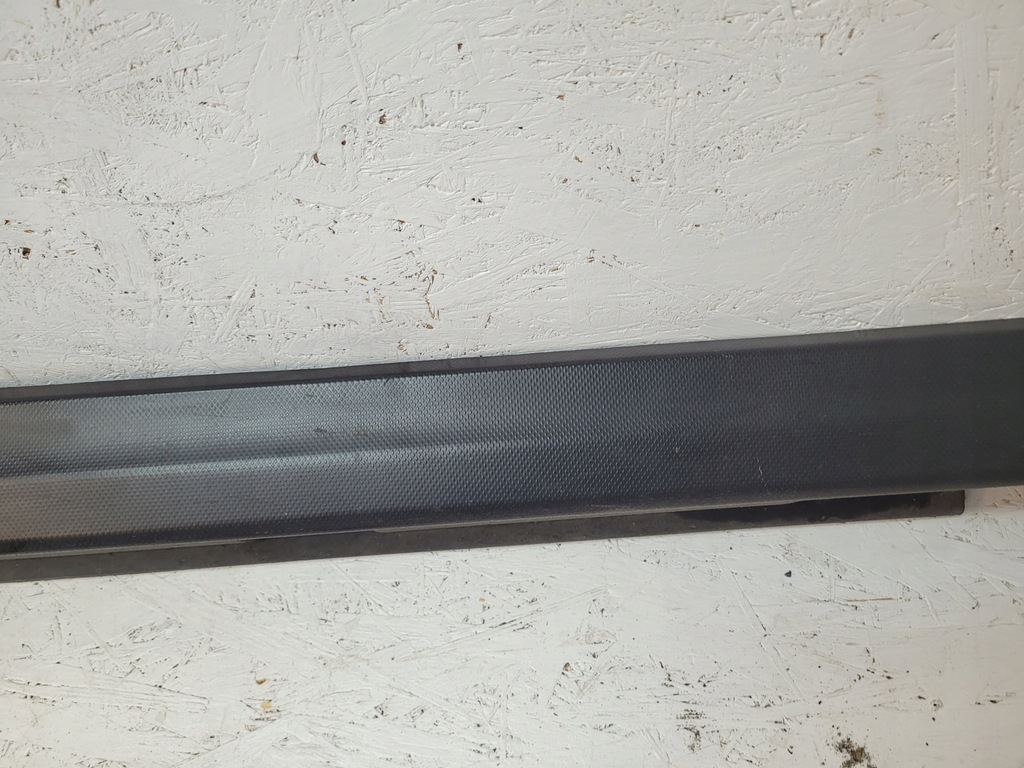 фото №8, Subaru xv 17- накладка поріг права 91112fl100