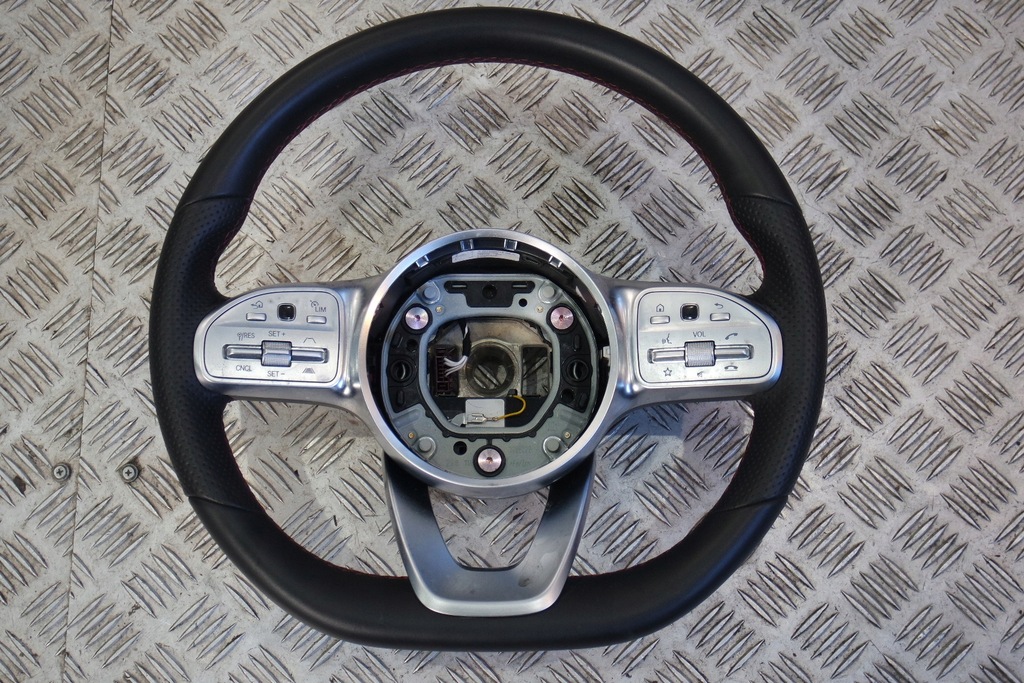 фото №1, Воздуховод кожа mercedes g w463/4 r212