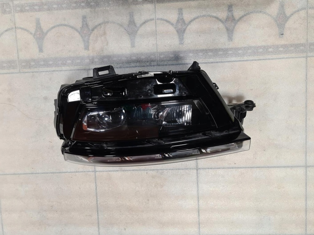 фото №5, Skoda kamiq 2019 - rok лампа перед левая 658941015b