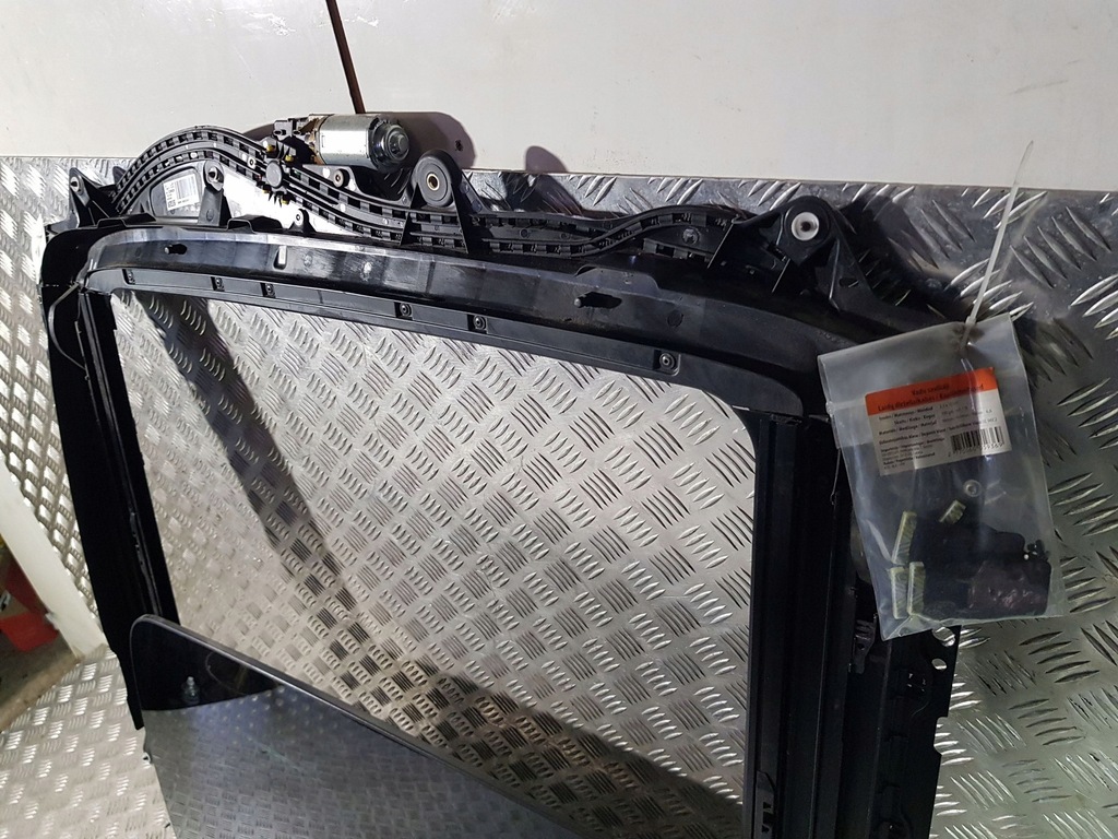 фото №7, Bmw 7 g11 g12 2017 люк комплект 8062889