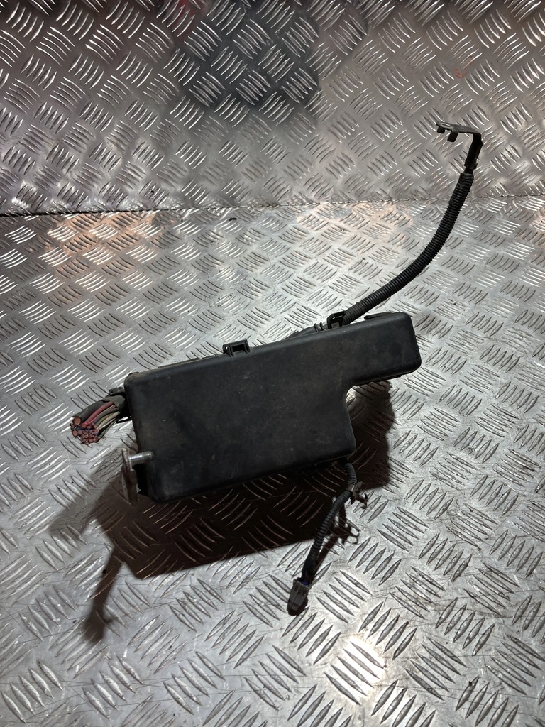 фото №1, Коробка корпус запобіжників toyota hilux vii 05-15 2.5
