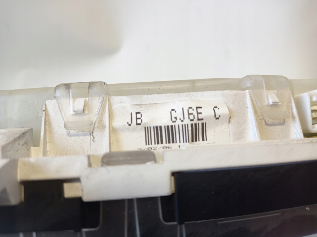 фото №6, Счетчик приборы mazda 6 1.8 260 tyś jbgj6ec