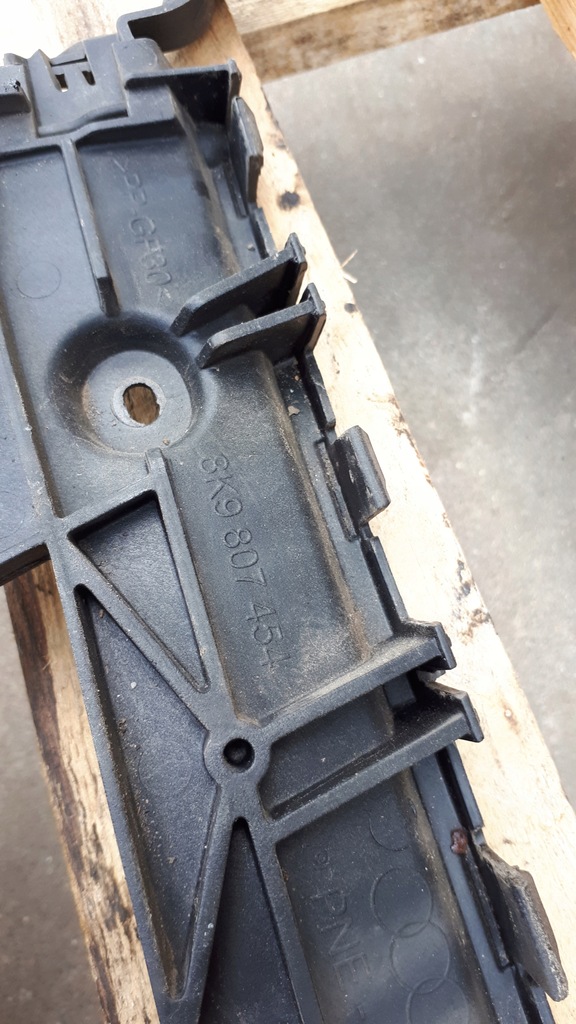 фото №7, A4 b8 s4 напрямна бампера задня задній kombi 2x