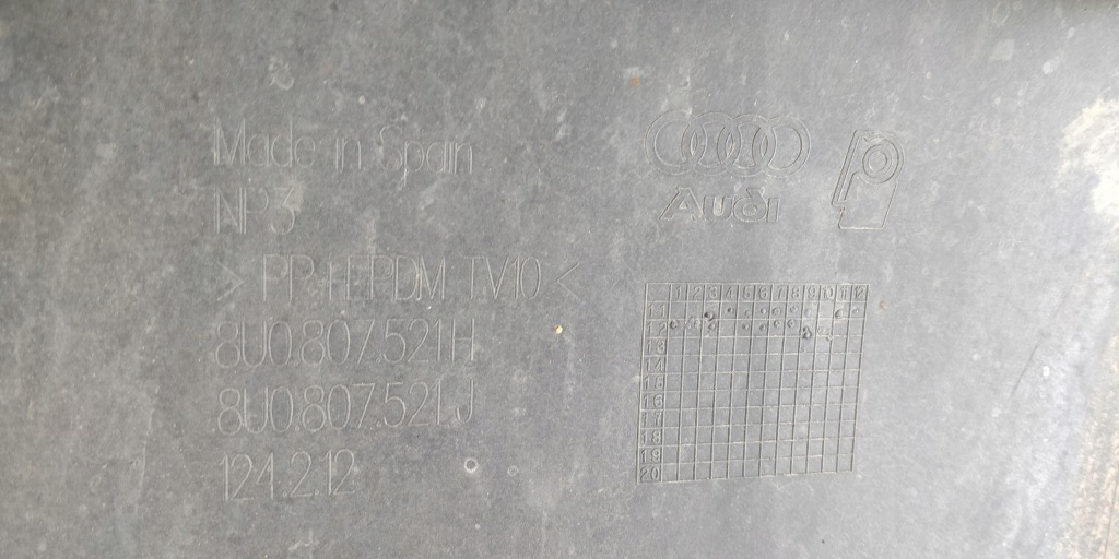 Спойлер накладка бампера задняя audi q3 s line 8u0 с Разборки