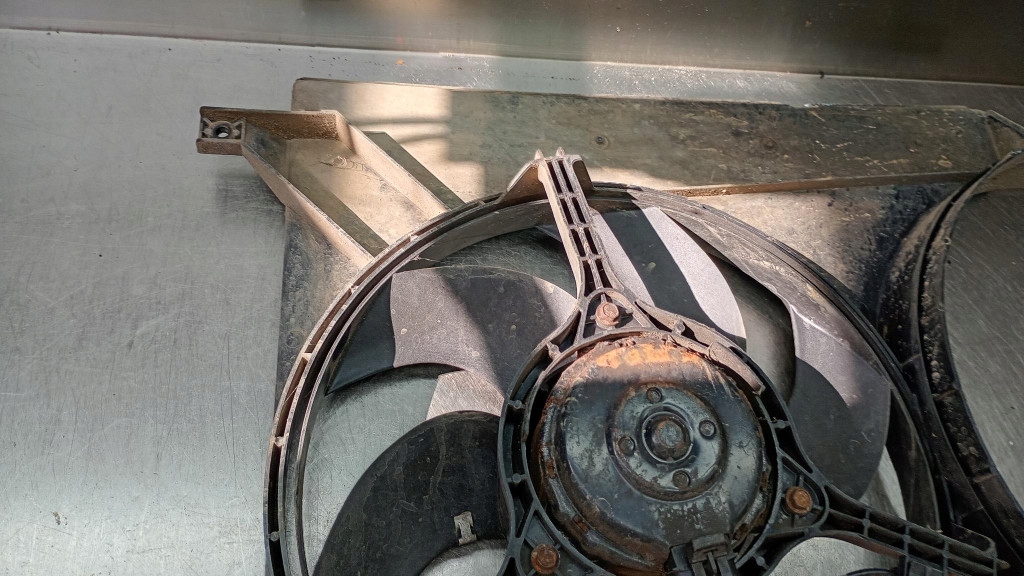 Вентилятор радиатора воды land rover freelander 1 01r рестайлинг  1.8b Цена