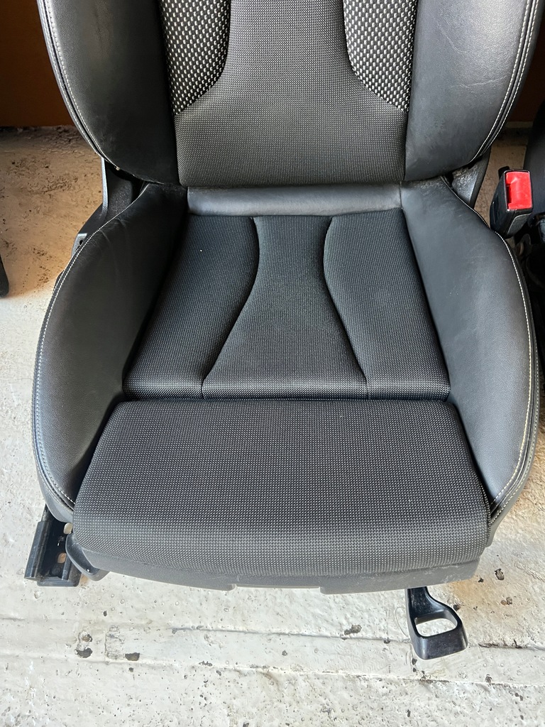 фото №7, Audi a3 8v s-line сидіння заднє сидіння сидіння 8v0.