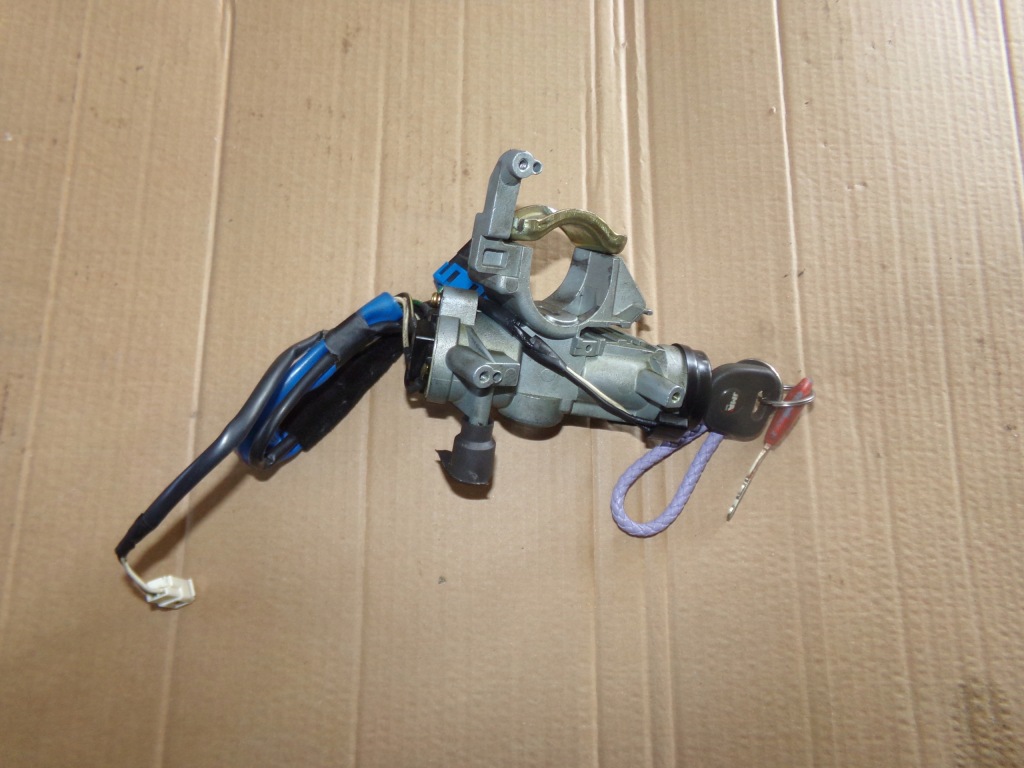 фото №1, Замок зажигания ключ carnival i 2.9 td 99-02