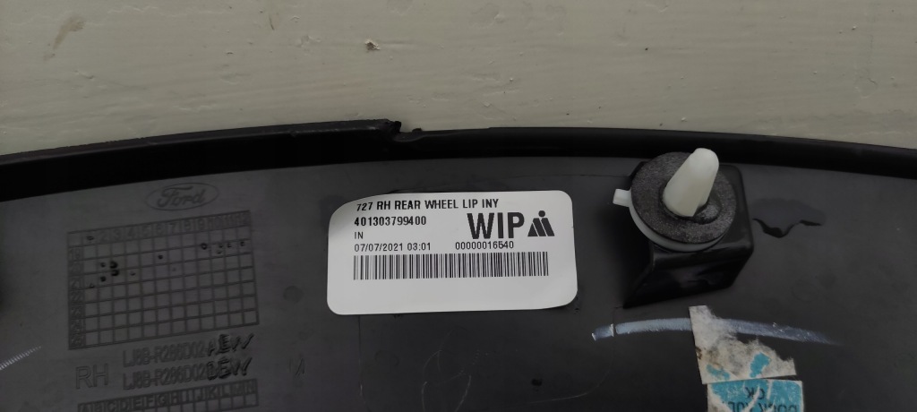 фото №6, Ford mustang mach e молдинг накладка крила правий задня задня le-c10