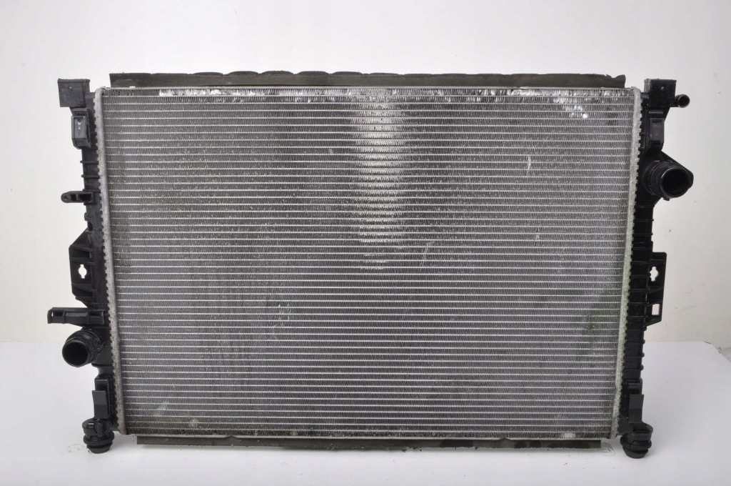 Volvo s60 2 v60 2.0 d4 190km радиатор воды 15-18 в Украине