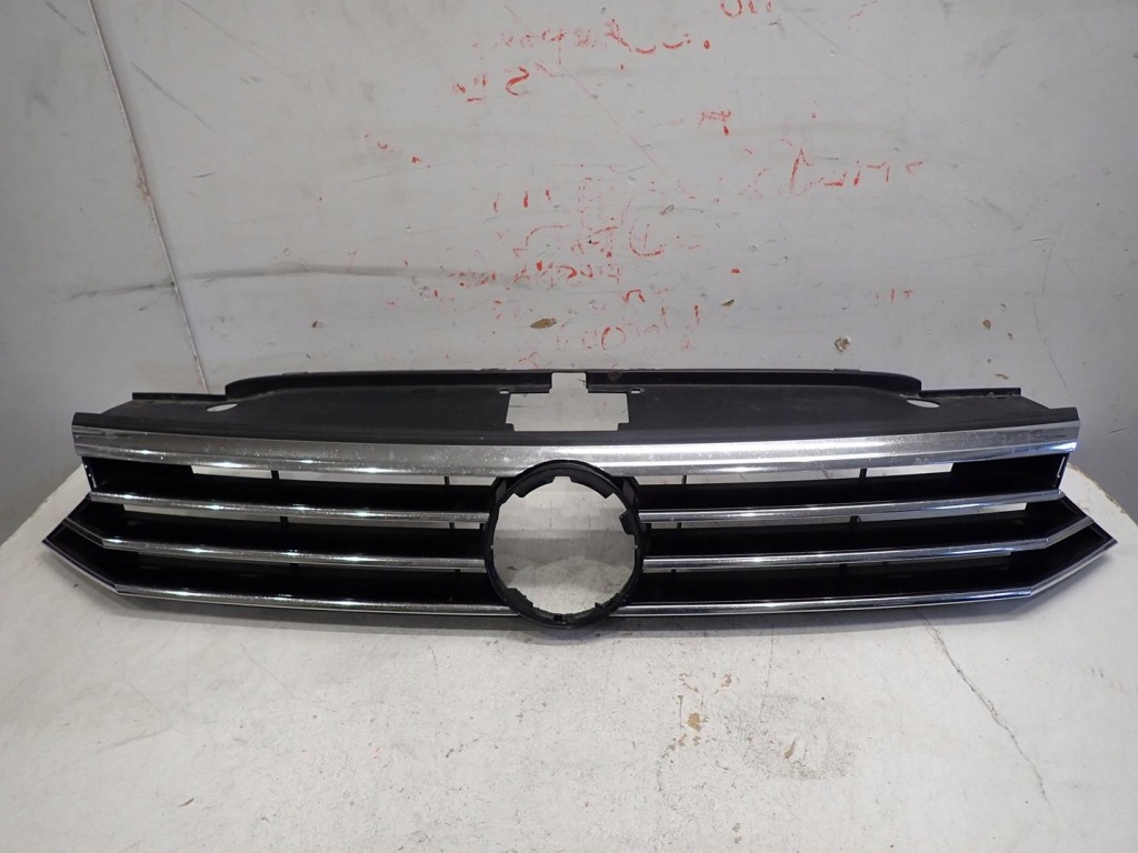 фото №1, Решітка радіатора vw passat b8 2014- 3g0853653