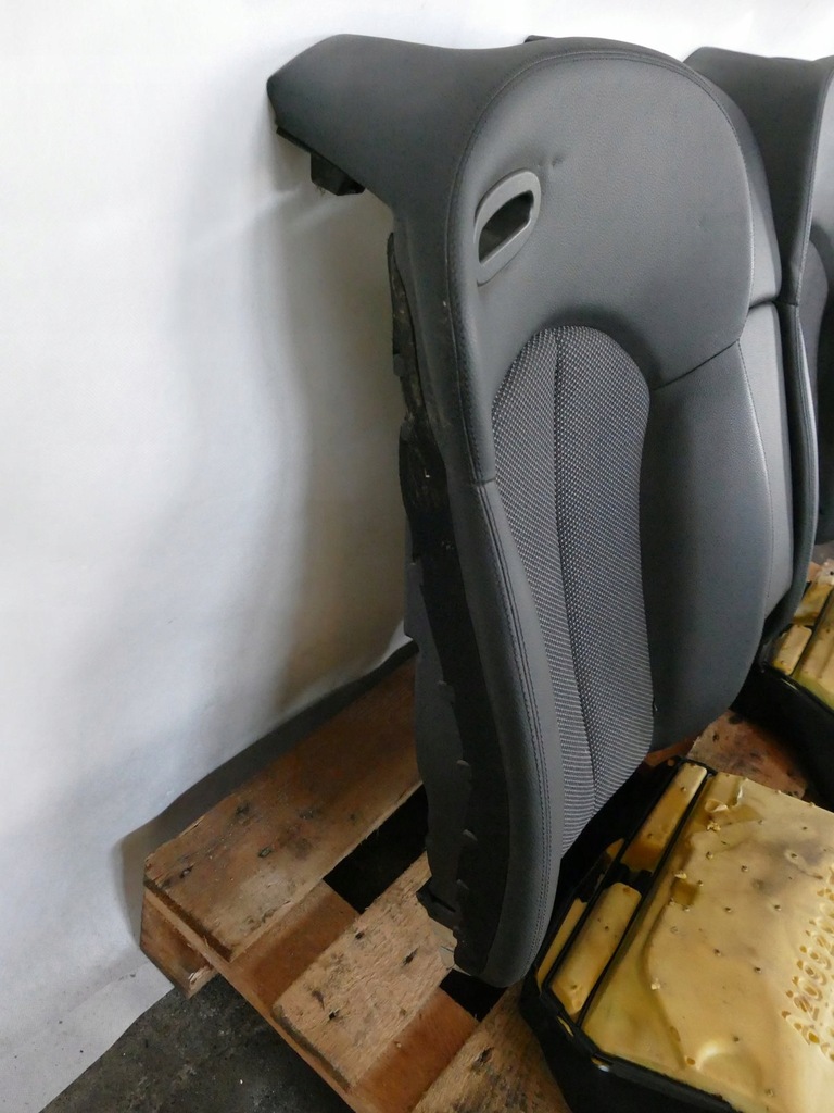 фото №12, Mercedes clk a209 w209 cabrio заднее сиденье сиденье сиденья задняя