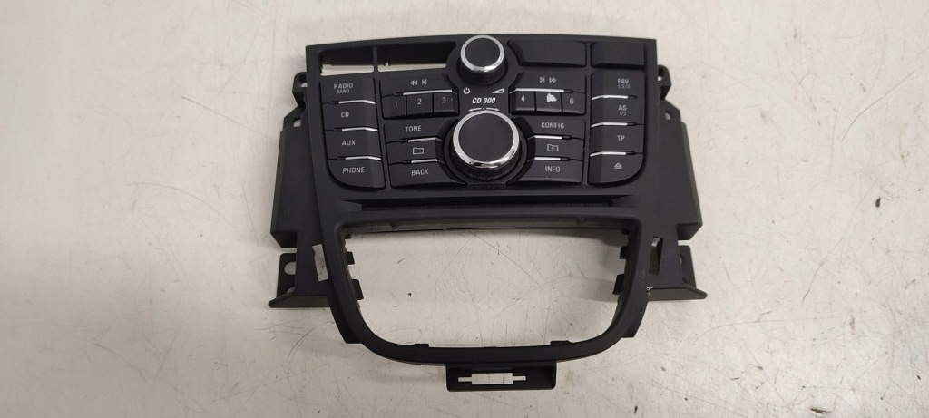 Купити Панель радіо 13346049 opel astra j