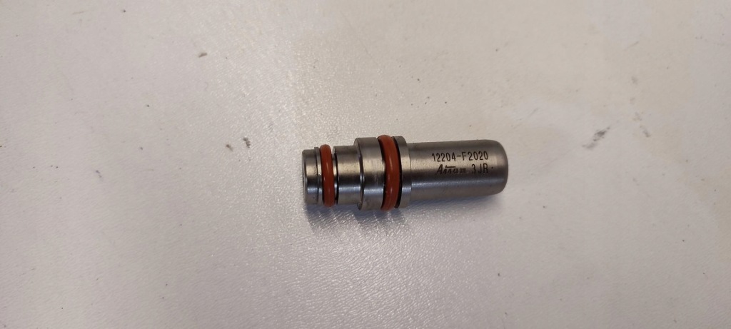 Купити Mazda 2 toyota yaris iv клапан вентиляція картера pcv 12204-f2020