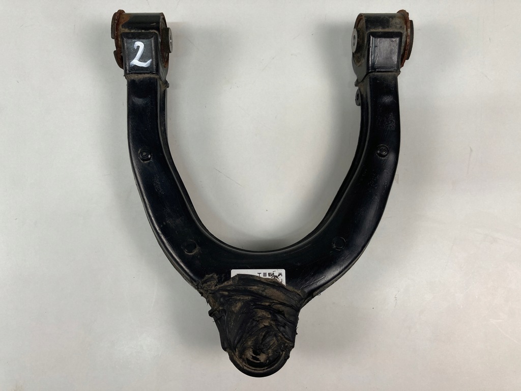 фото №1, Рычаг правый передний верхний tesla model 3