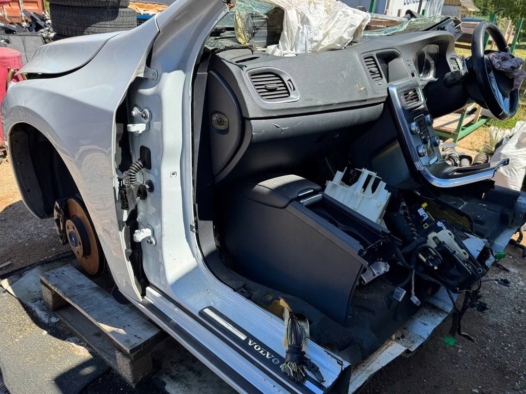 фото №7, Volvo s60 2018 перед kompletny бампер двигатель коробка передач 2.0 d d4204t14