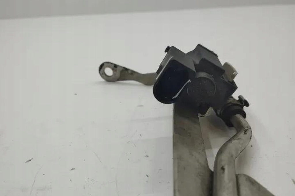 фото №7, Клапан вакуумный bentley flying spur 3w_ 037906283c 6.0l бензиновый 460kw 2005