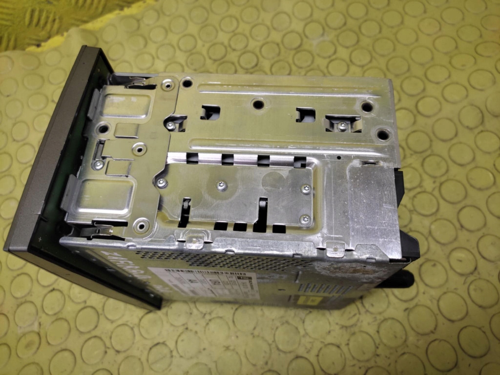 Opel zafira b радио 13251052 Оригинал