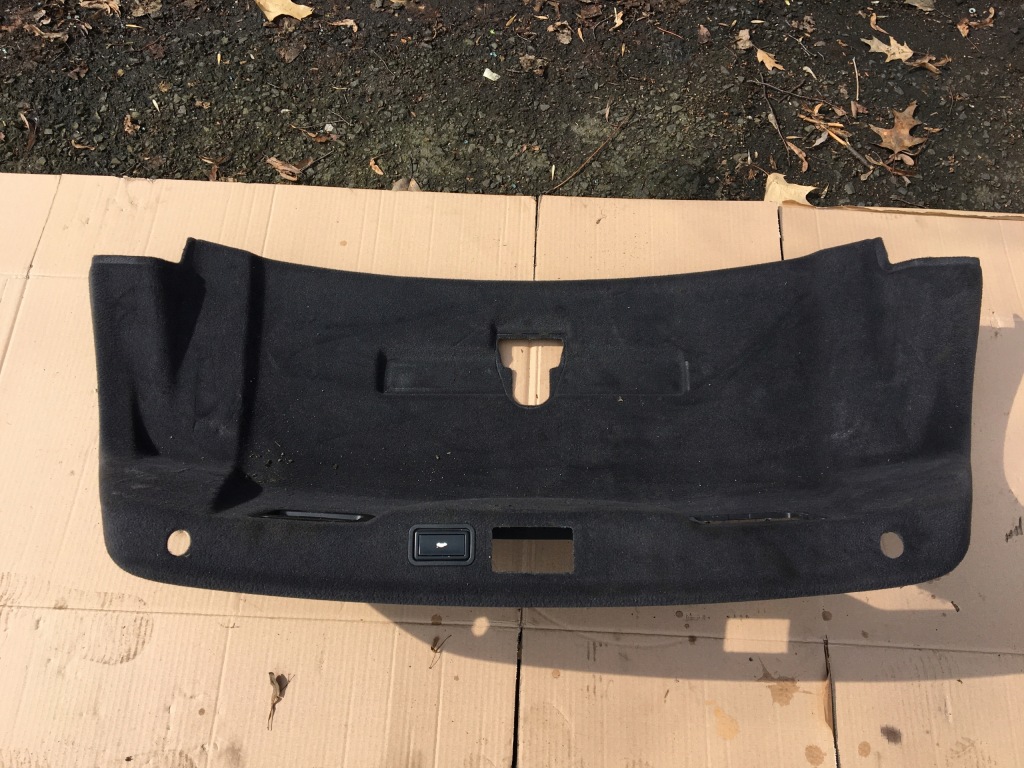 фото №1, Оббивка кришки багажника audi a8 d4 ładna