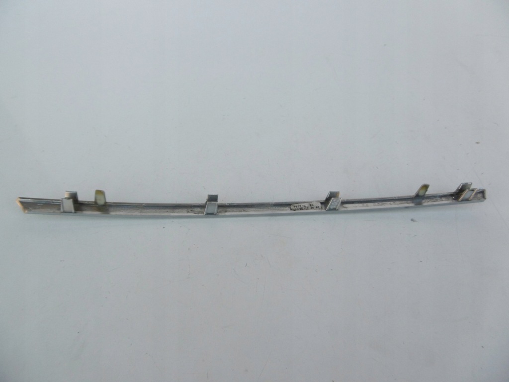 Молдинг хром решётка решетка mercedes ml gl w166 a1668881285 с Разборки