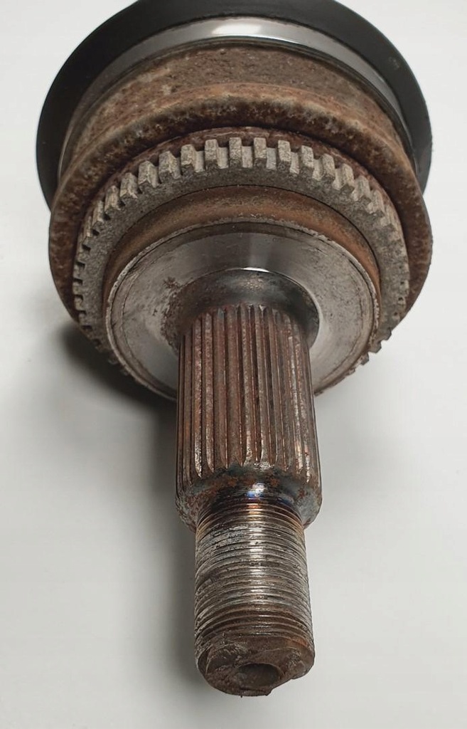 фото №2, Приводной вал левая левый задняя задняя discovery iv l319 2.7 d