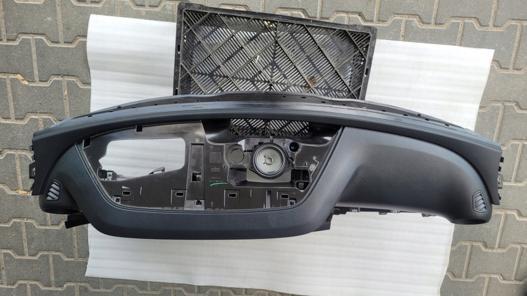 фото №12, Консоль mercedes w213 dbge030307 europa оригинал демонтаж