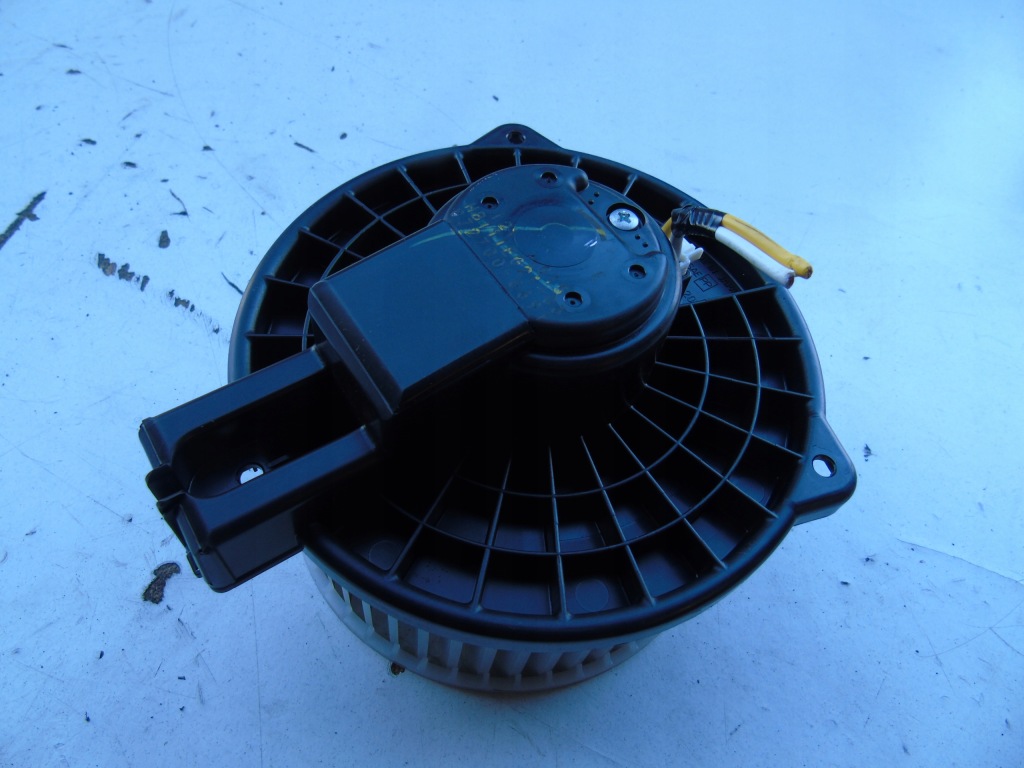 Купити Двигуни обдув mazda cx-5 12-17 r.