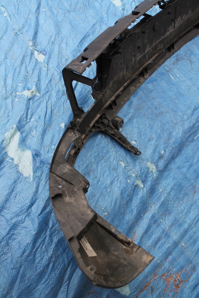 фото №7, Porsche macan 95b накладка бампера задняя задняя 95b8