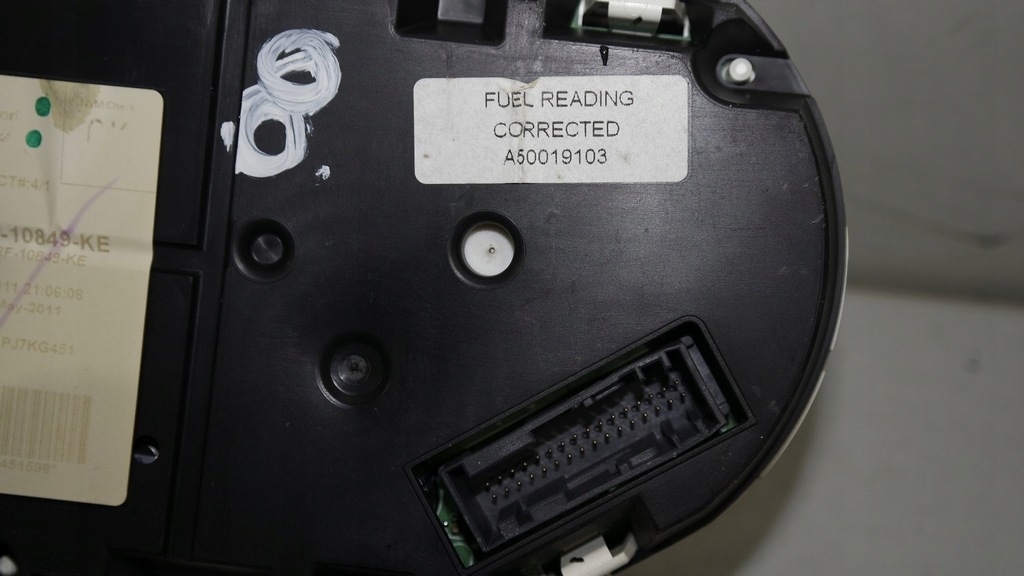 фото №8, Счетчик приборы jaguar xf lift 11r.